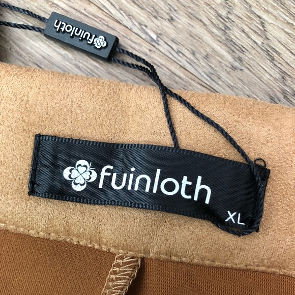 NWT Fuinloth Skirt, front buttons - Picture 3 of 4